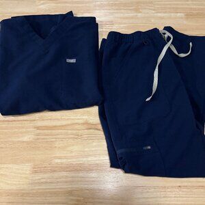 Figs Navy Men's Scrubs (top M, bottoms S)
